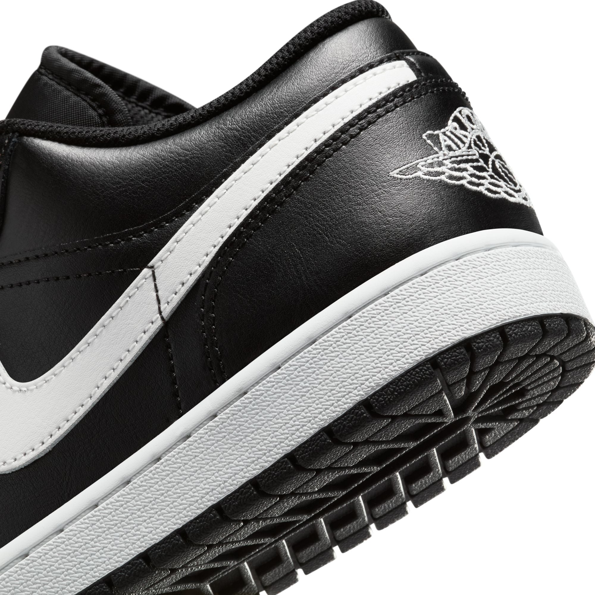 Air Jordan 1 Low - Black / Summit White