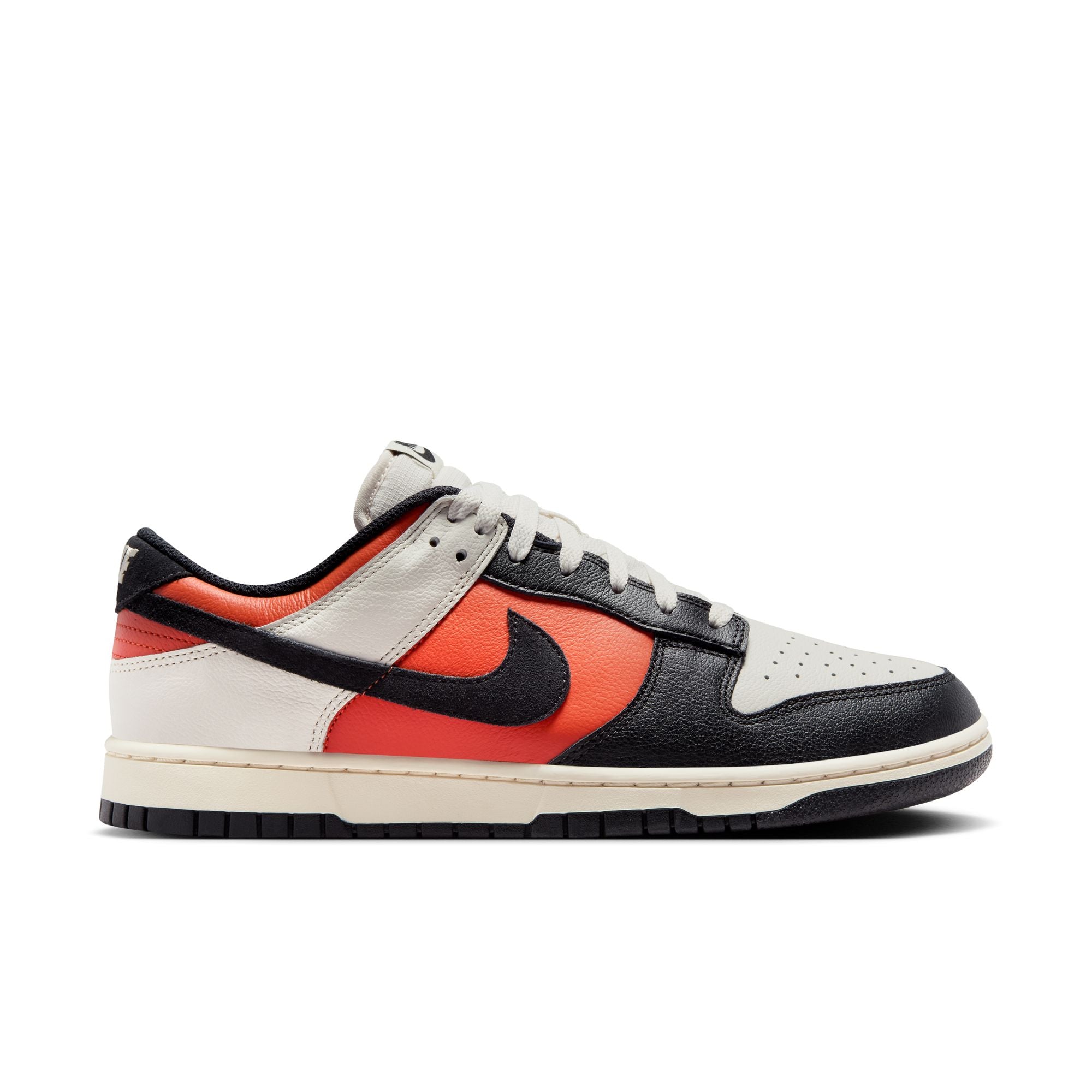 Nike sb dunk low black coral top